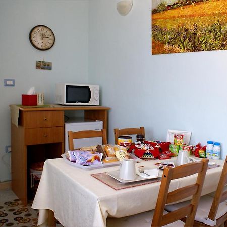 Bed And Breakfast Sommavesuvio Pollena Trocchia Kültér fotó
